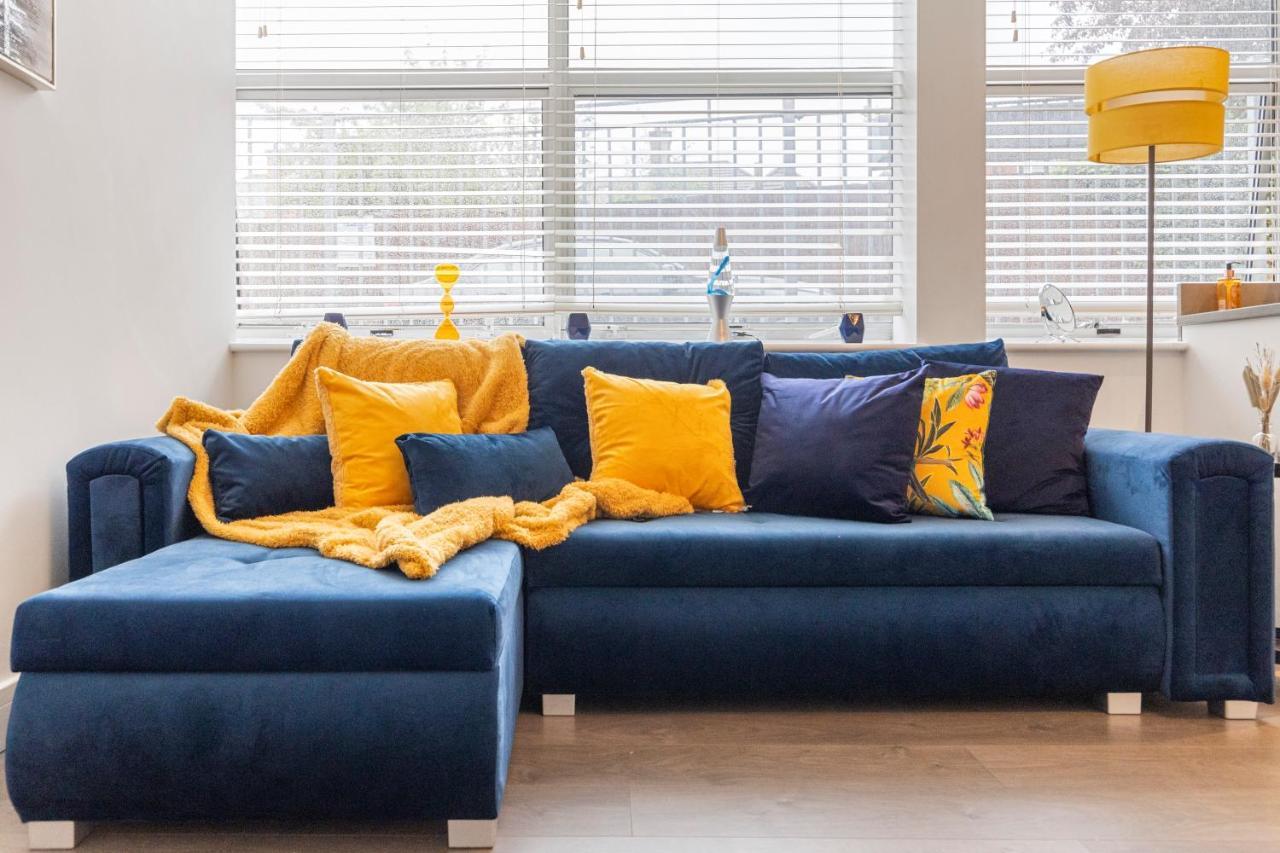 Modern Flat In Central Golders Green London Bagian luar foto