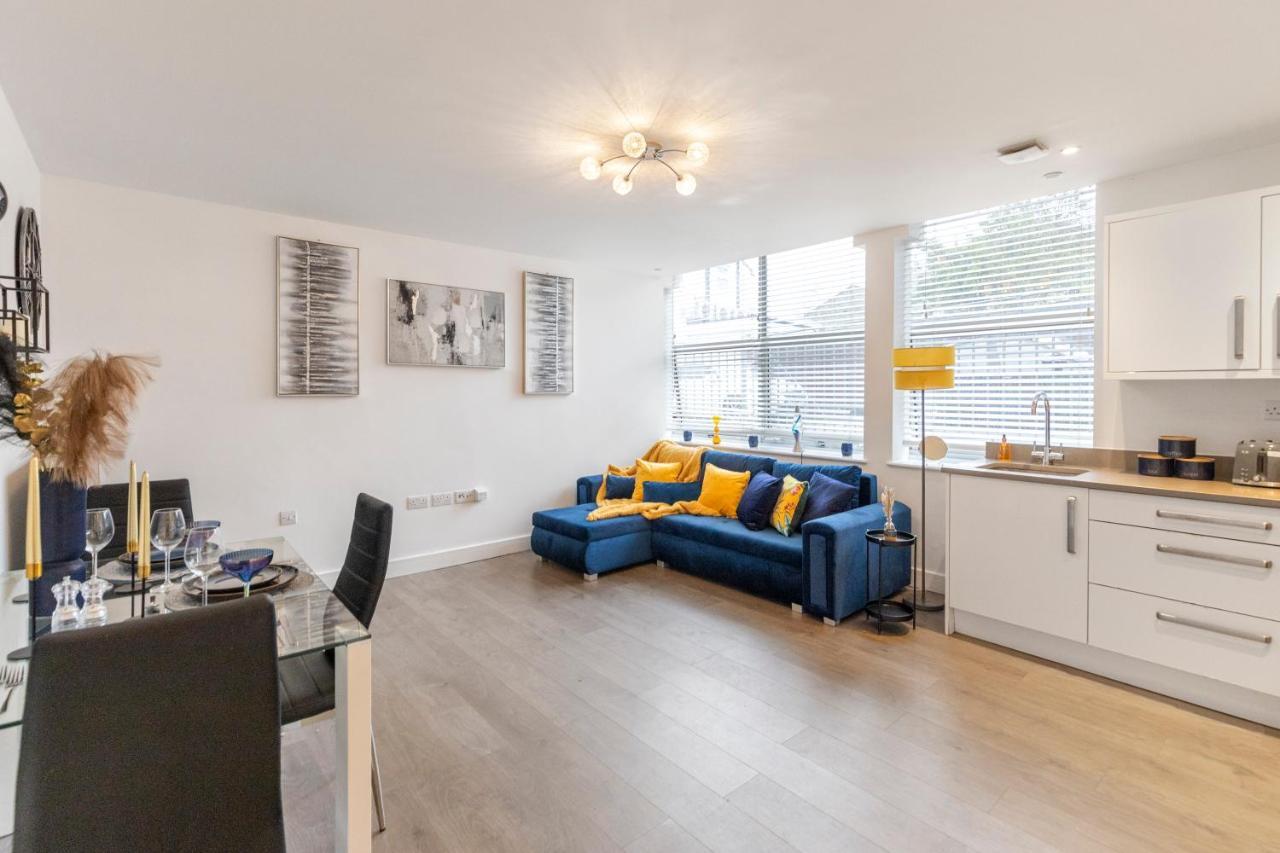 Modern Flat In Central Golders Green London Bagian luar foto