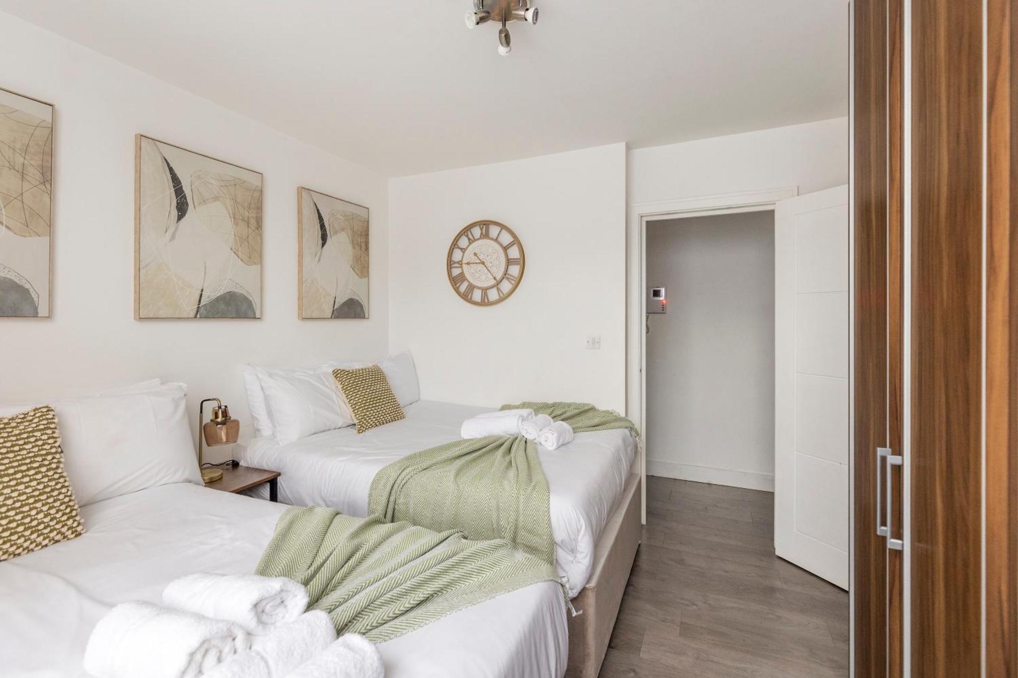 Modern Flat In Central Golders Green London Bagian luar foto